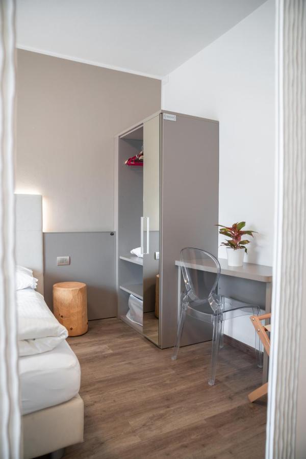 Hotel Rolly Ρίβα ντελ Γκάρντα Εξωτερικό φωτογραφία