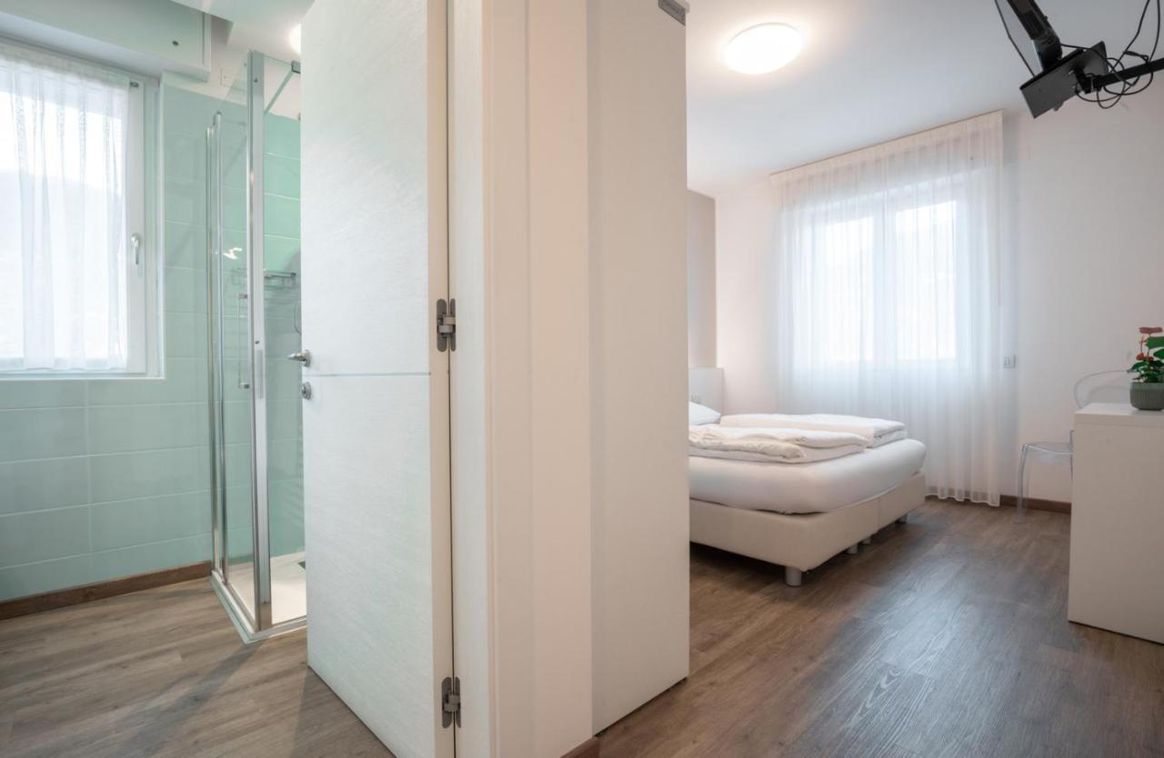 Hotel Rolly Ρίβα ντελ Γκάρντα Εξωτερικό φωτογραφία