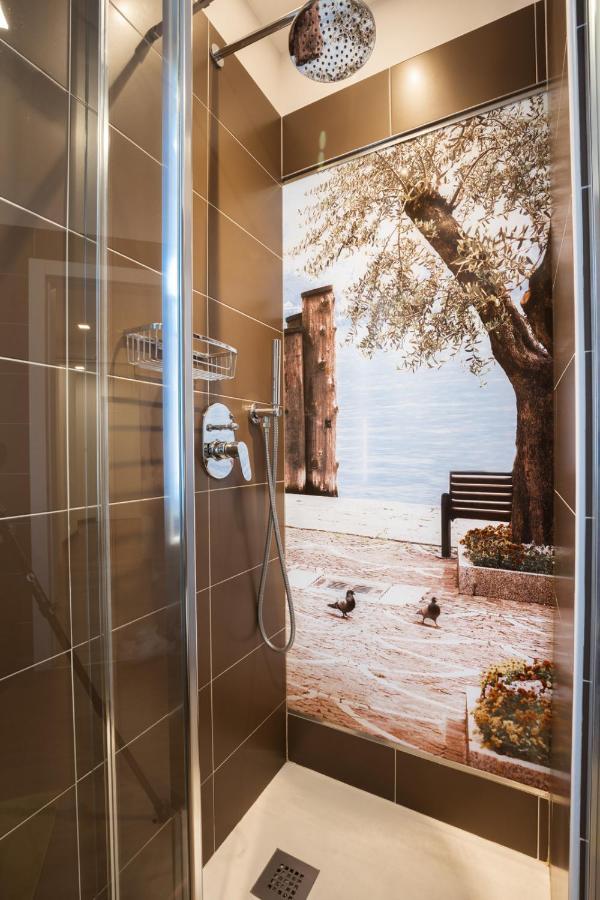 Hotel Rolly Ρίβα ντελ Γκάρντα Εξωτερικό φωτογραφία