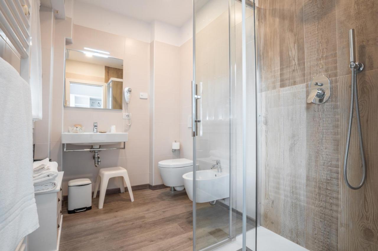 Hotel Rolly Ρίβα ντελ Γκάρντα Εξωτερικό φωτογραφία